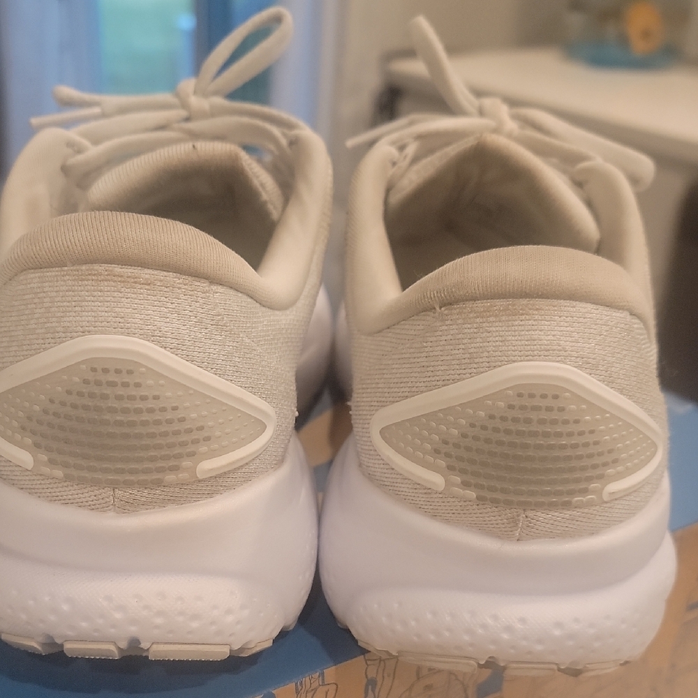 Brooks Light Beige Athletic Sneakers - Picture 5 of 10